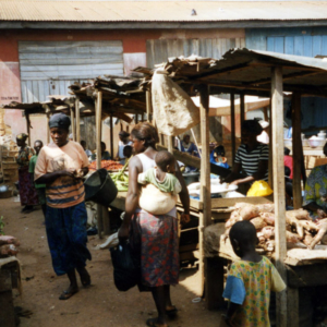 Market (Dormaa Ahenkro, Ghana). (Photo: Boris Nieswand)