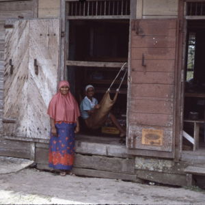 Muslim women, southern Trinidad. (Photo: Steven Vertovec)