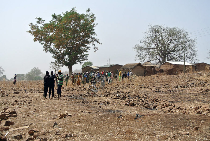Village community, Nabdam district, Ghana. (Photo: Elena Gadjanova)