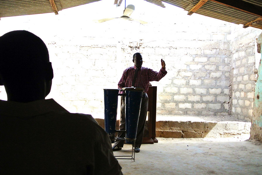 Pastor Isaak Yen at a Pentecostal church service, Nangodi, Ghana. (Photo: Elena Gadjanova)