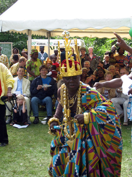Togbui (traditional ruler) of the Hohoe Gbi Traditional Area, Ghana@50 celebrations, Berlin. (Photo: Boris Nieswand)