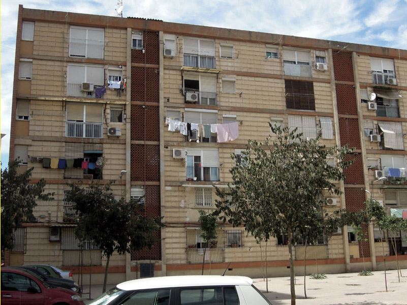 Social Housing Block, multi-ethnic neighbourhood, Murcia, Spain. (Photo: Damian Omar Martinez)