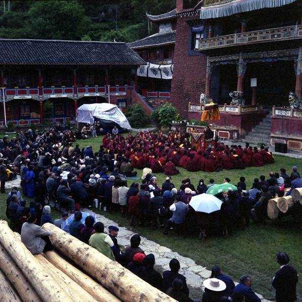 Dharma event at a monastery in Kangding, Sichuan Province. (Photo: Dan Smyer Yu)