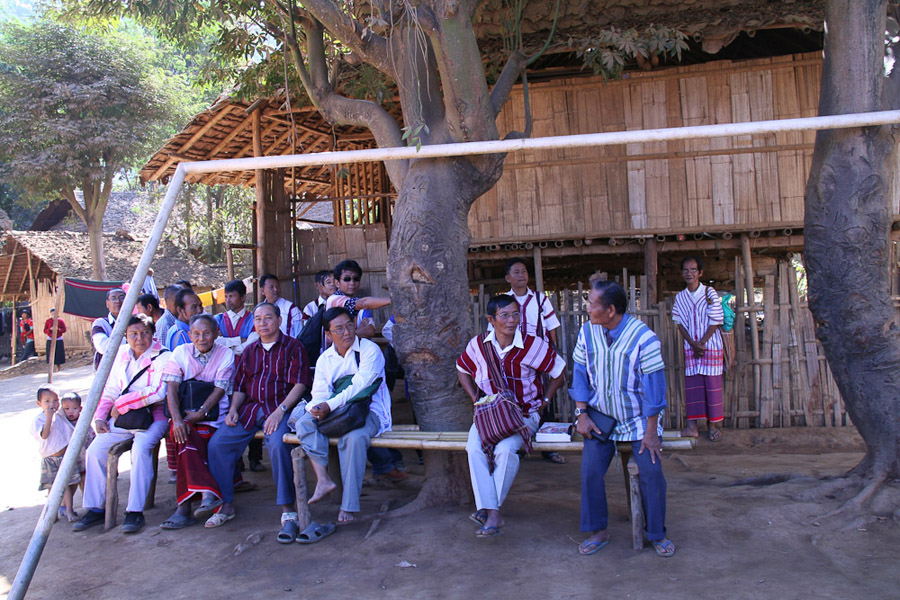 Karen Missionare und Evangeliker in Mae Ru Ma Luang. (Photo: Alexander Horstmann)