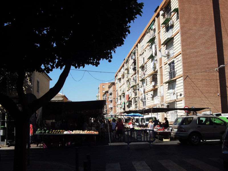 Street market I, multi-ethnic district, Murcia, Spain. (Photo: Damian Omar Martinez)